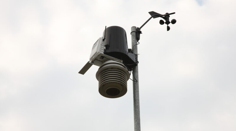 GPS:  Altitude:  -  -  -   -  -   -  -