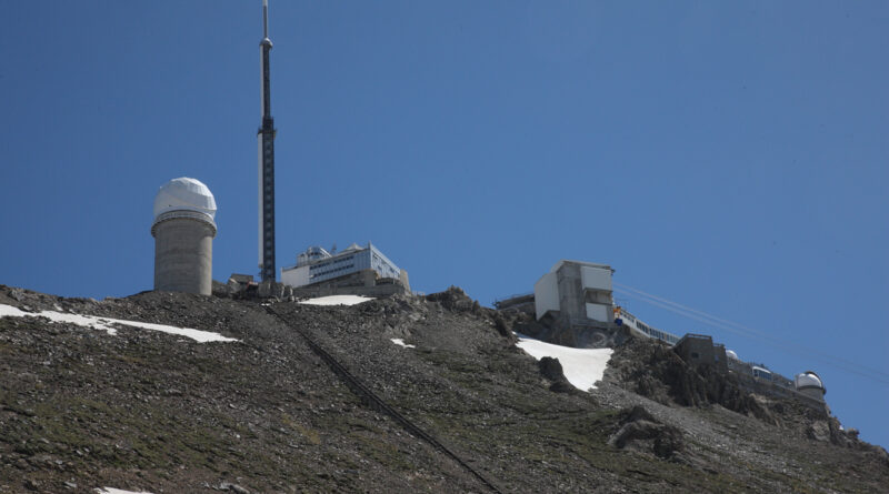 GPS:  Altitude:  -  -  -   -  -   -  -