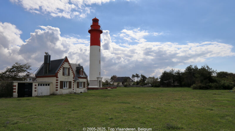 GPS: 50°11'41.244" N 1°30'43.47" E Altitude: 23,4 m -  -  -   -  -   -  -