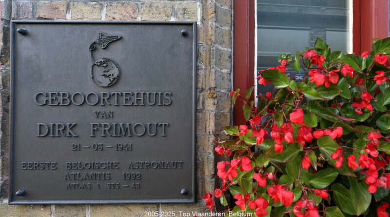 GPS: 50°51'18.2952" N 2°43'19.9488" E Altitude: 37,4 m -  -  -   -  -   -  -