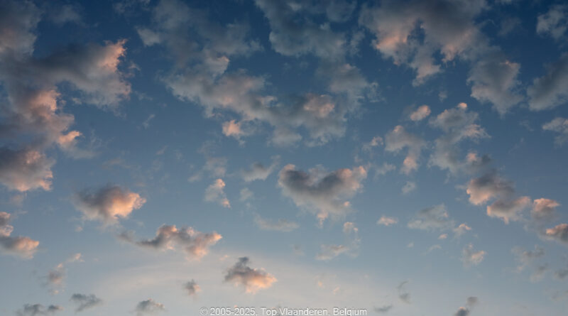 GPS: 50°51'22.8528" N 2°53'25.1772" E Altitude: 21,5 m -  -  -   -  -   -  -