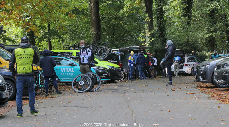 GPS: 50°46'42.1608" N 2°48'45.324" E Altitude: 145,0 m - België -  -  Heuvelland -  -   -  -