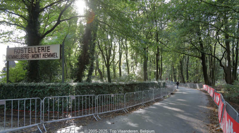 GPS: 50°46'44.9112" N 2°48'45.0288" E Altitude: 130,2 m - België -  -  Heuvelland -  -   -  -