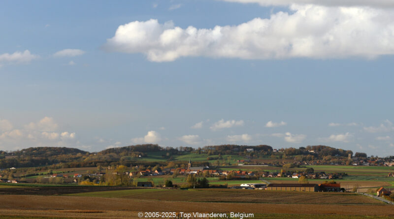 GPS: 50°44'32.6256" N 2°48'56.9988" E Altitude: 86,2 m -  -  -   -  -   -  -