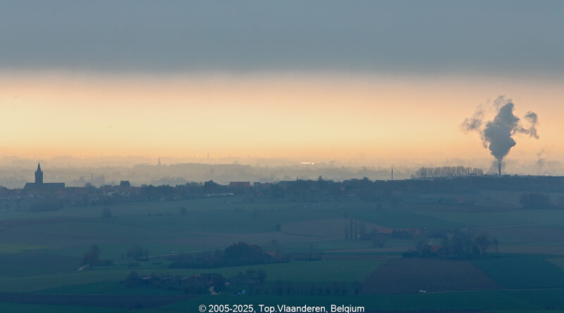 GPS: 50°46'41.0088" N 2°48'45.4212" E Altitude: 188,0 m - België -  -  Heuvelland -  -   -  -