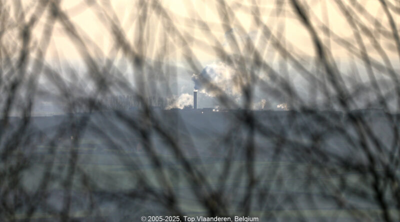 GPS: 50°46'41.754" N 2°48'45.5328" E Altitude: 129,9 m - België -  -  Heuvelland -  -   -  -