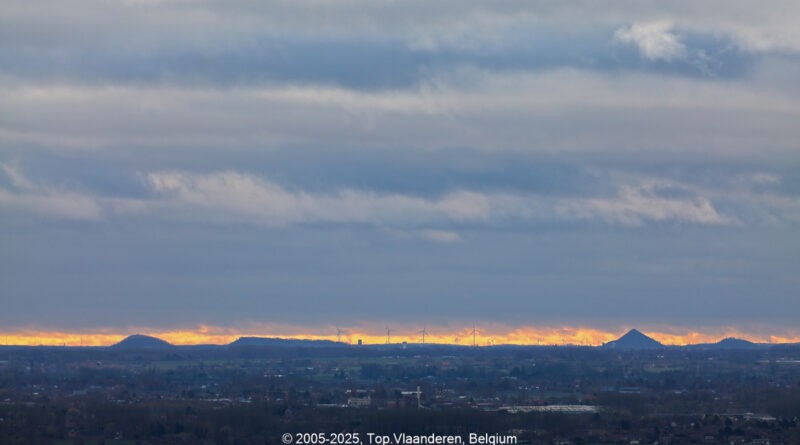 GPS: 50°46'42.744" N 2°48'46.9908" E Altitude: 71,7 m - België -  -  Heuvelland -  -   -  -