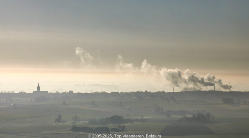 GPS: 50°46'41.5092" N 2°48'45.7812" E Altitude: 123,1 m - België -  -  Heuvelland -  -   -  -