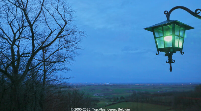 GPS: 50°46'41.1528" N 2°48'47.466" E Altitude: 126,2 m - België -  -  Heuvelland -  -   -  -