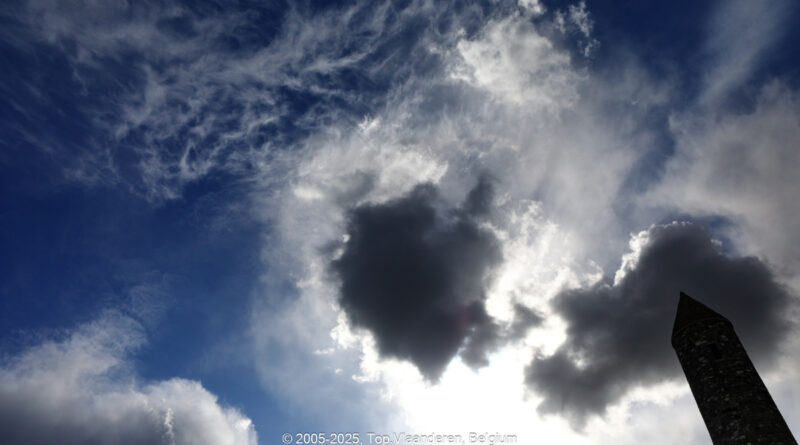 GPS: 50°45'35.874" N 2°53'43.116" E Altitude: 11,0 m -  -  -   -  -   -  -