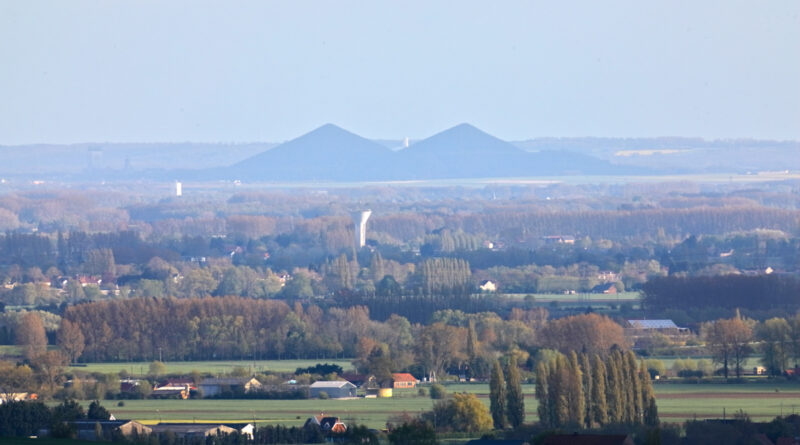 GPS: 50°46'41.1492" N 2°48'45.1368" E Altitude: 157,6 m - België -  -  Heuvelland -  -   -  -