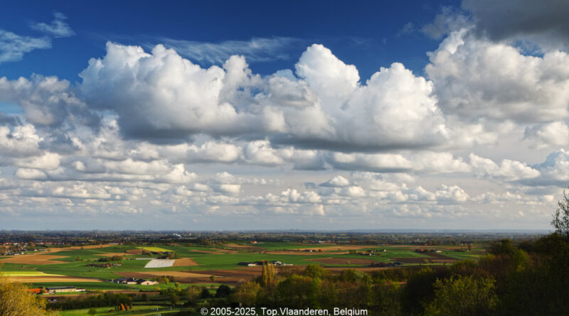 GPS: 50°46'40.6308" N 2°48'44.8992" E Altitude: 161,5 m - België -  -  Heuvelland -  -   -  -