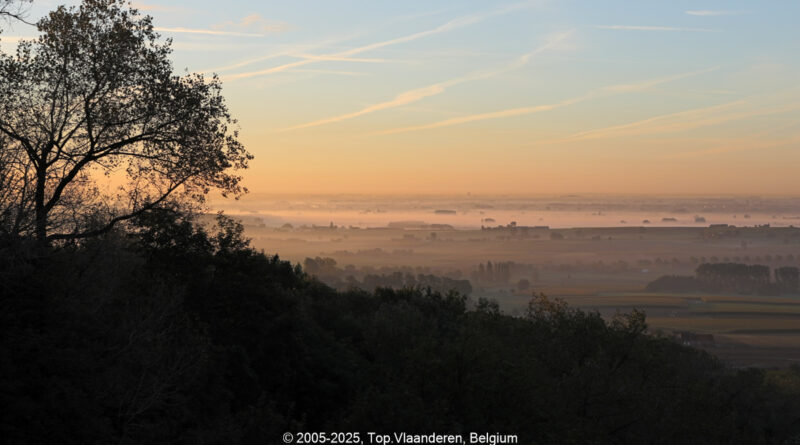 GPS: 50°46'41.2788" N 2°48'44.8272" E Altitude: 172,4 m - België -  -  Heuvelland -  -   -  -