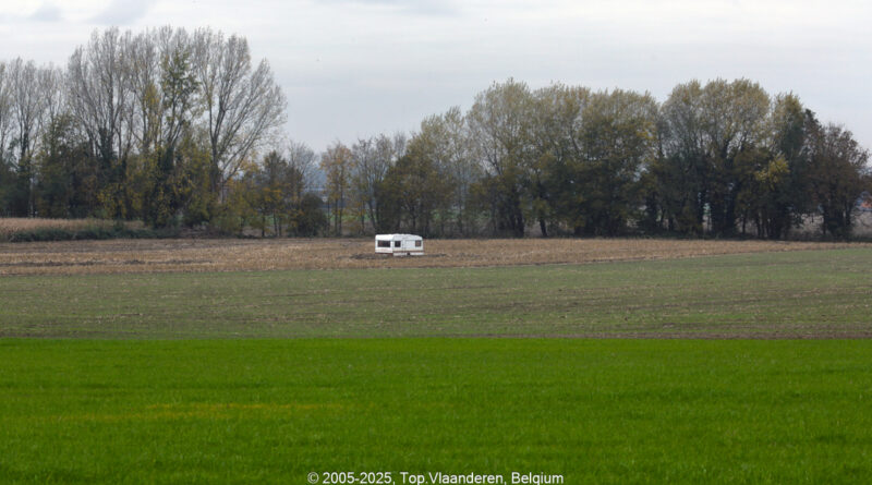 GPS: 50°49'48.5328" N 2°51'36.306" E Altitude: 60,8 m -  -  -   -  -   -  -