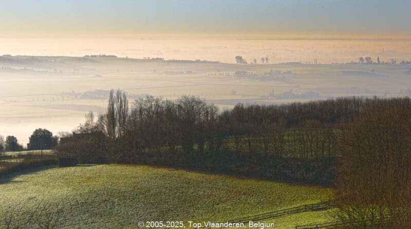 GPS: 50°46'41.8692" N 2°48'45.1872" E Altitude: 152,4 m - België -  -  Heuvelland -  -   -  -