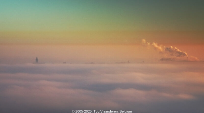 GPS: 50°46'41.7612" N 2°48'45.108" E Altitude: 147,9 m - België -  -  Heuvelland -  -   -  -