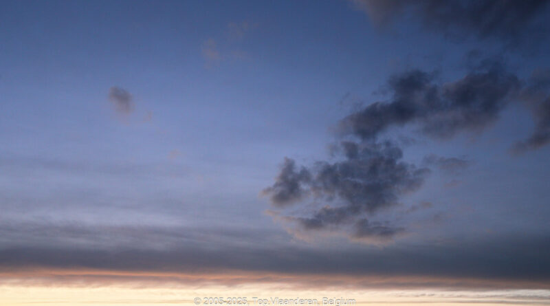 GPS: 50°51'20.9088" N 2°53'23.7408" E Altitude: 51,1 m -  -  -   -  -   -  -