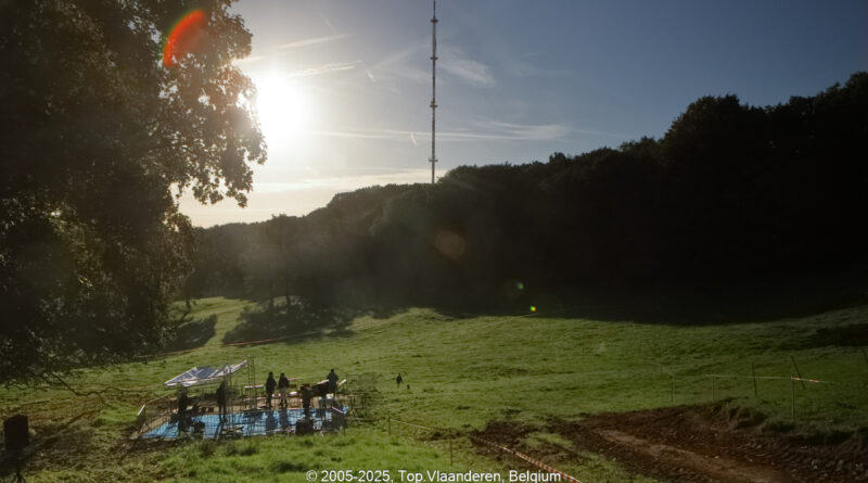 GPS: 50°47'9.9168" N 2°39'59.0868" E Altitude: 134,1 m -  -  -   -  -   -  -