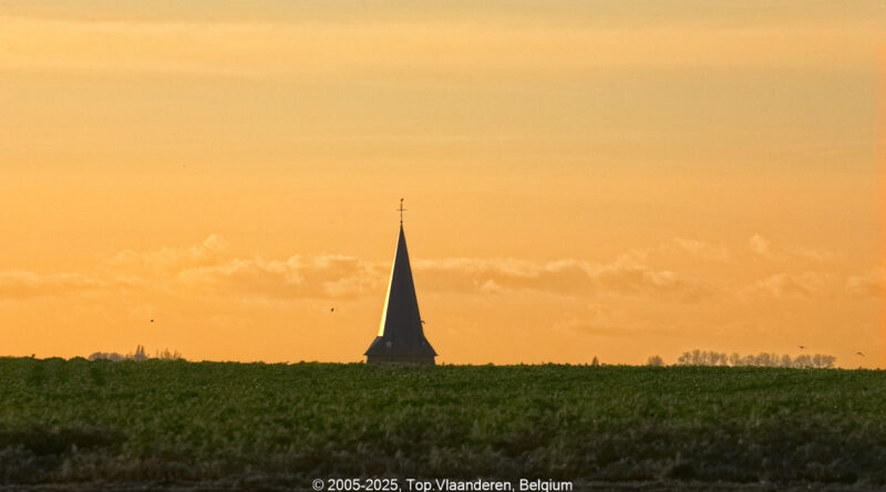 GPS: 50°45'36.2988" N 2°52'13.314" E Altitude: 81,5 m -  -  -   -  -   -  -