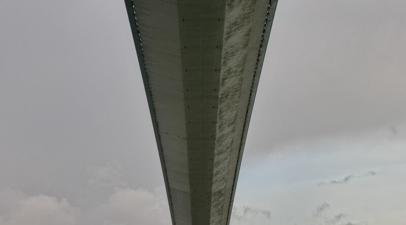 GPS: 49°25'43.2948" N 0°16'29.9712" E Altitude: -20,2 m -  -  -   -  -   -  -