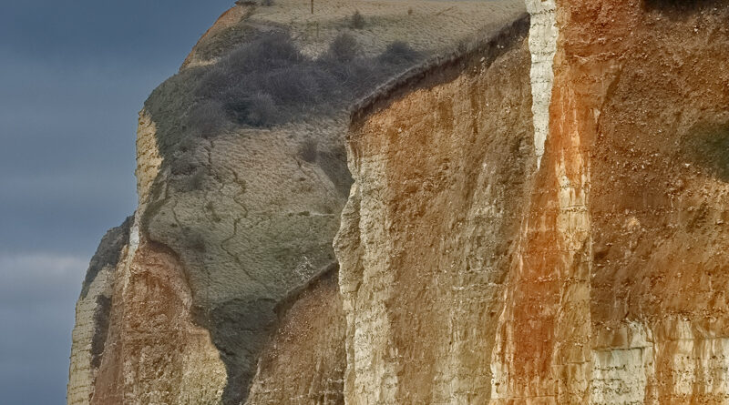 GPS: 49°48'28.3248" N 0°29'12.1452" E Altitude: 11,9 m -  -  -   -  -   -  -