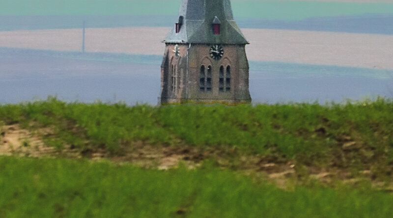 GPS: 50°46'18.1812" N 2°52'0.606" E Altitude: 72,8 m -  -  -   -  -   -  -