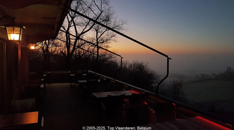 GPS: 50°46'41.9988" N 2°48'45" E Altitude: 193,0 m - België -  -  Heuvelland -  -   -  -