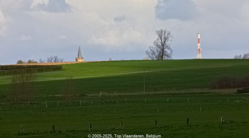 GPS: 50°45'48.4812" N 2°53'4.1352" E Altitude: 17,6 m -  -  -   -  -   -  -