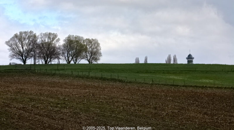 GPS: 50°45'48.888" N 2°53'2.0328" E Altitude: 25,9 m -  -  -   -  -   -  -