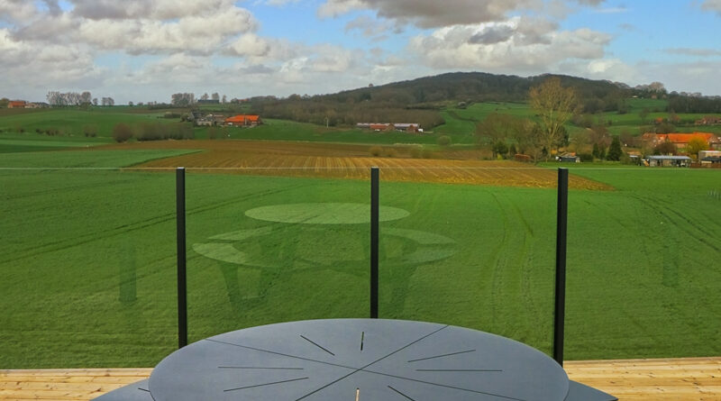 GPS: 50°46'3.0648" N 2°46'52.8168" E Altitude: 61,7 m -  -  -   -  -   -  -
