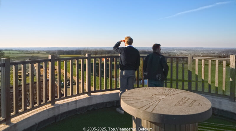GPS: 50°45'40.896" N 3°34'7.1508" E Altitude: 152,9 m -  -  -   -  -   -  -