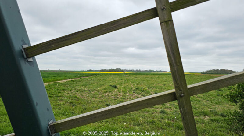 GPS: 50°46'4.2636" N 2°6'11.3004" E Altitude: 172,0 m -  -  -   -  -   -  -