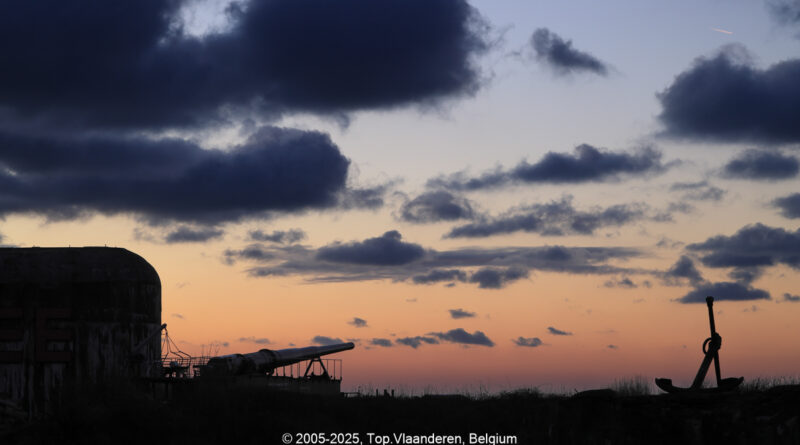 GPS: 50°50'40.9308" N 1°36'8.1648" E Altitude: 107,3 m -  -  -   -  -   -  -