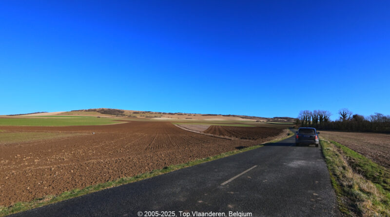 GPS: 50°51'44.874" N 1°41'51.072" E Altitude: 110,1 m -  -  -   -  -   -  -