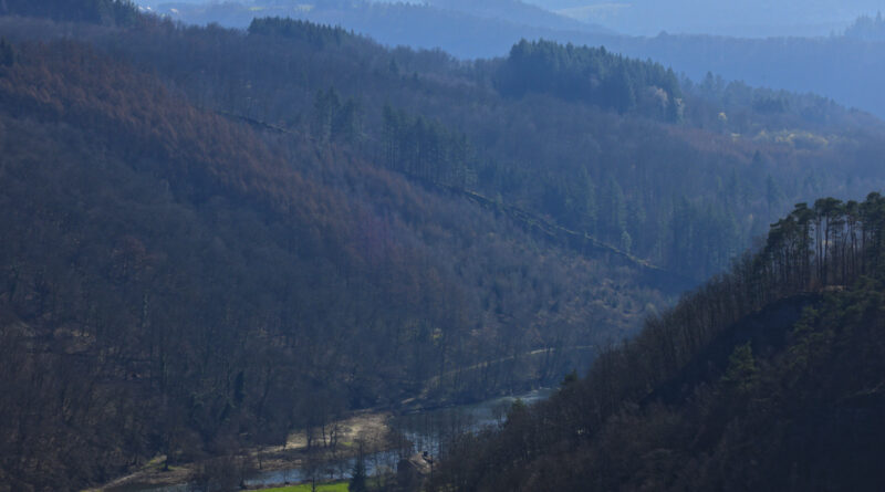 GPS: 49°50'22.38" N 5°0'9.8532" E Altitude: 377,7 m -  -  -   -  -   -  -