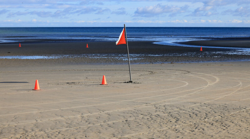 GPS: 51°6'1.026" N 2°34'31.3752" E Altitude: 54,3 m -  -  -   -  -   -  -