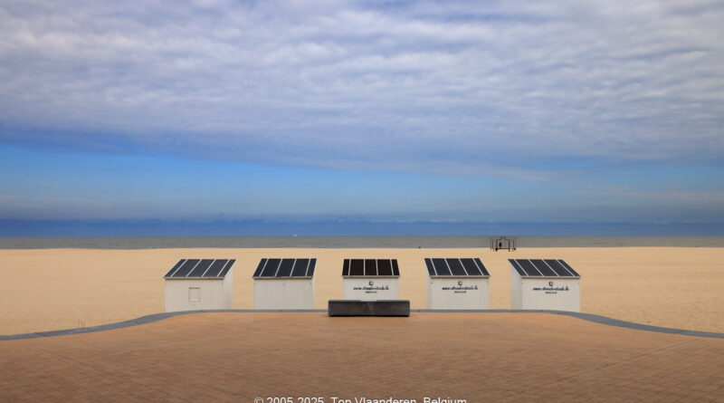 GPS: 51°13'33.5748" N 2°54'6.1812" E Altitude: 52,1 m -  -  -   -  -   -  -